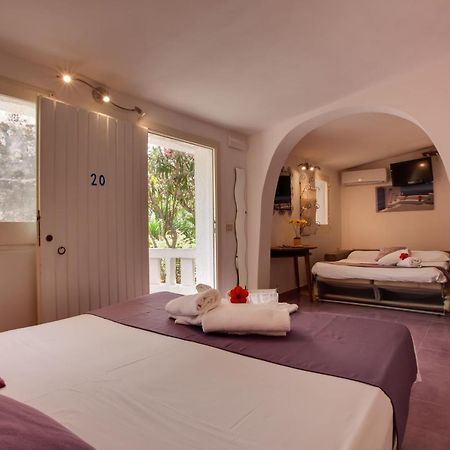 โลอาซิ วิลลัจโจ อัลแบร์โก Hotel ฟาวีญานา ภายนอก รูปภาพ